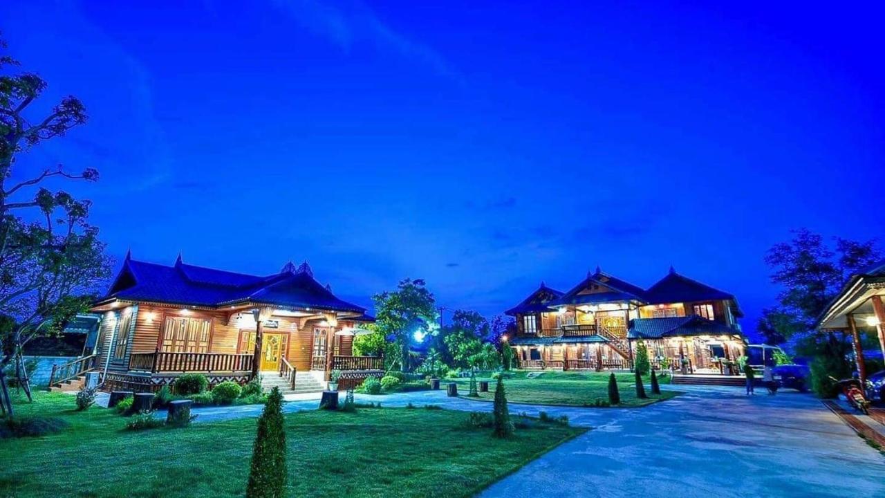 Baan Maneekan 素可泰 外观 照片
